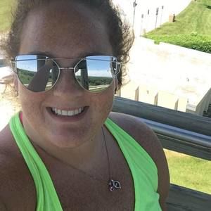 Meet your Posher, Kelly